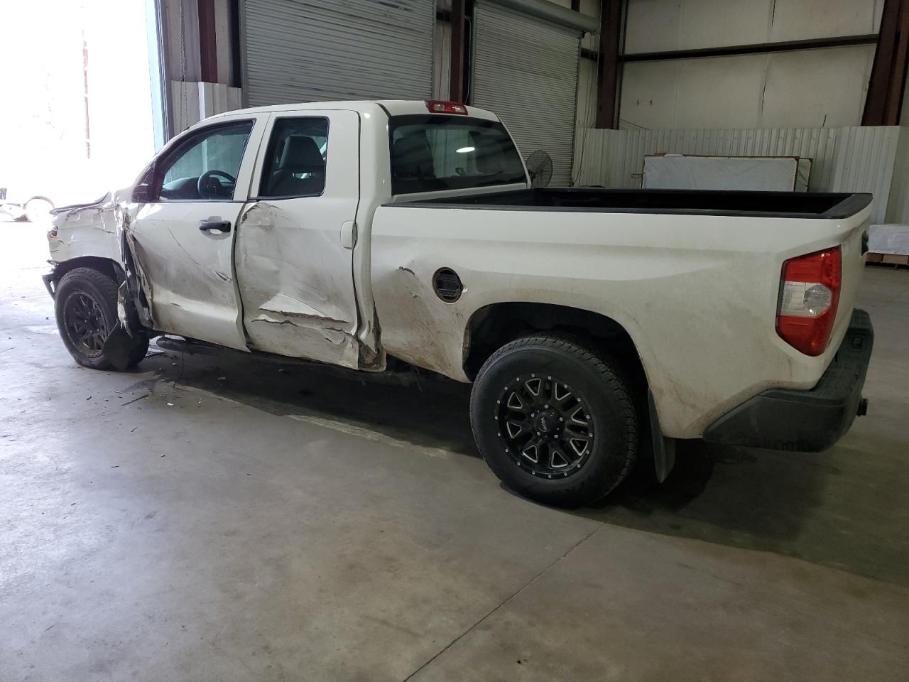 2017 Toyota Tundra - Image 2