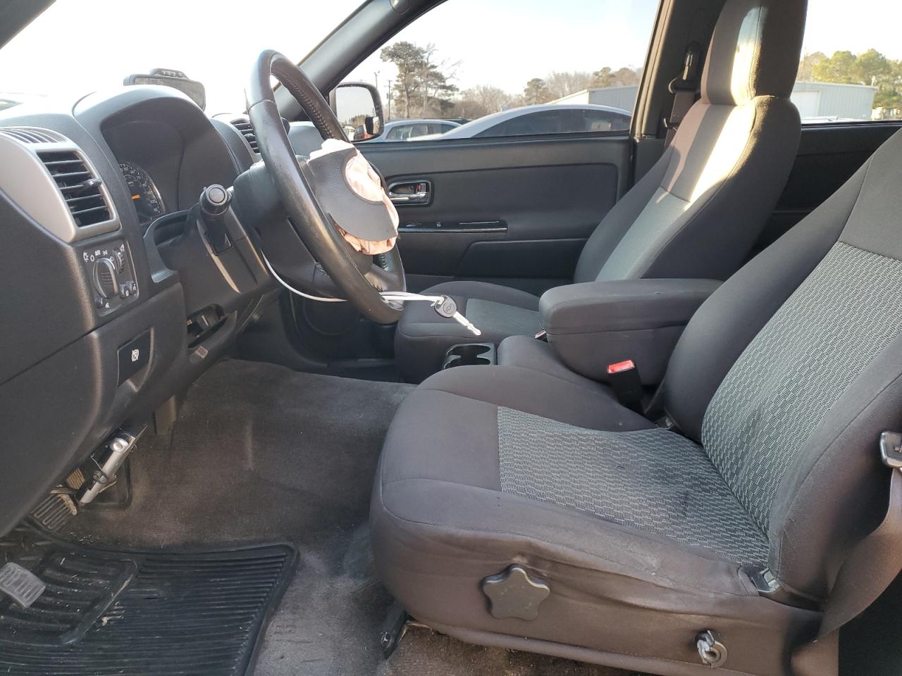 2011 Chevrolet Colorado - Image 7