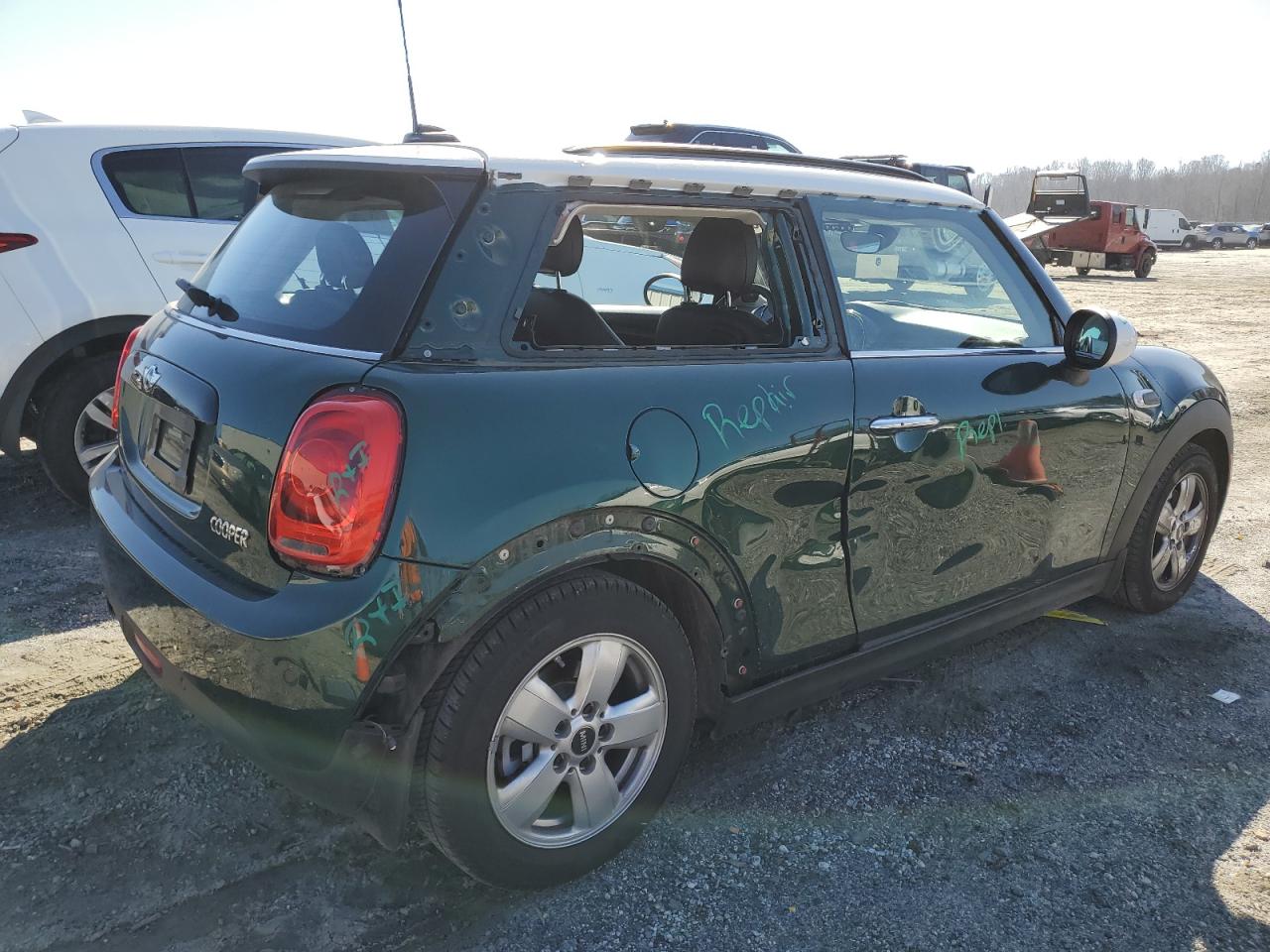 2018 MINI Cooper - Image 3