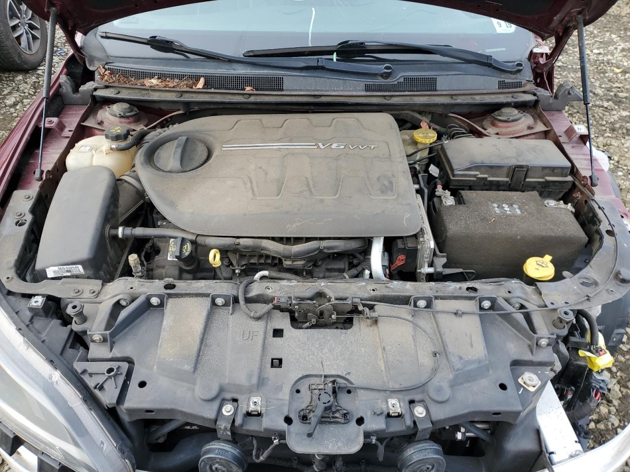 2015 Chrysler 200 - Image 11