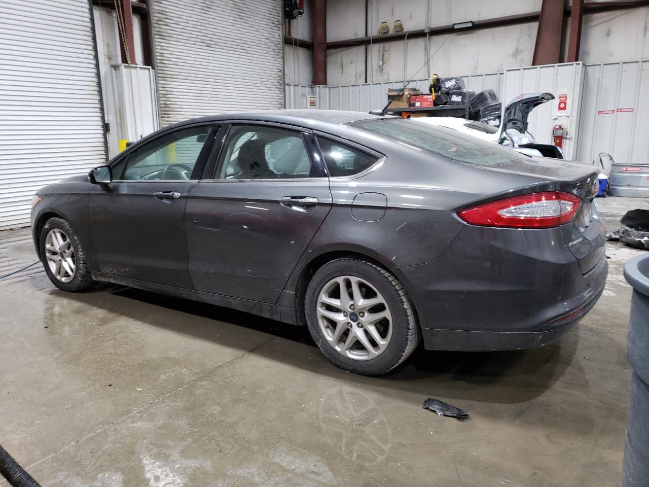 2016 Ford Fusion - Image 2