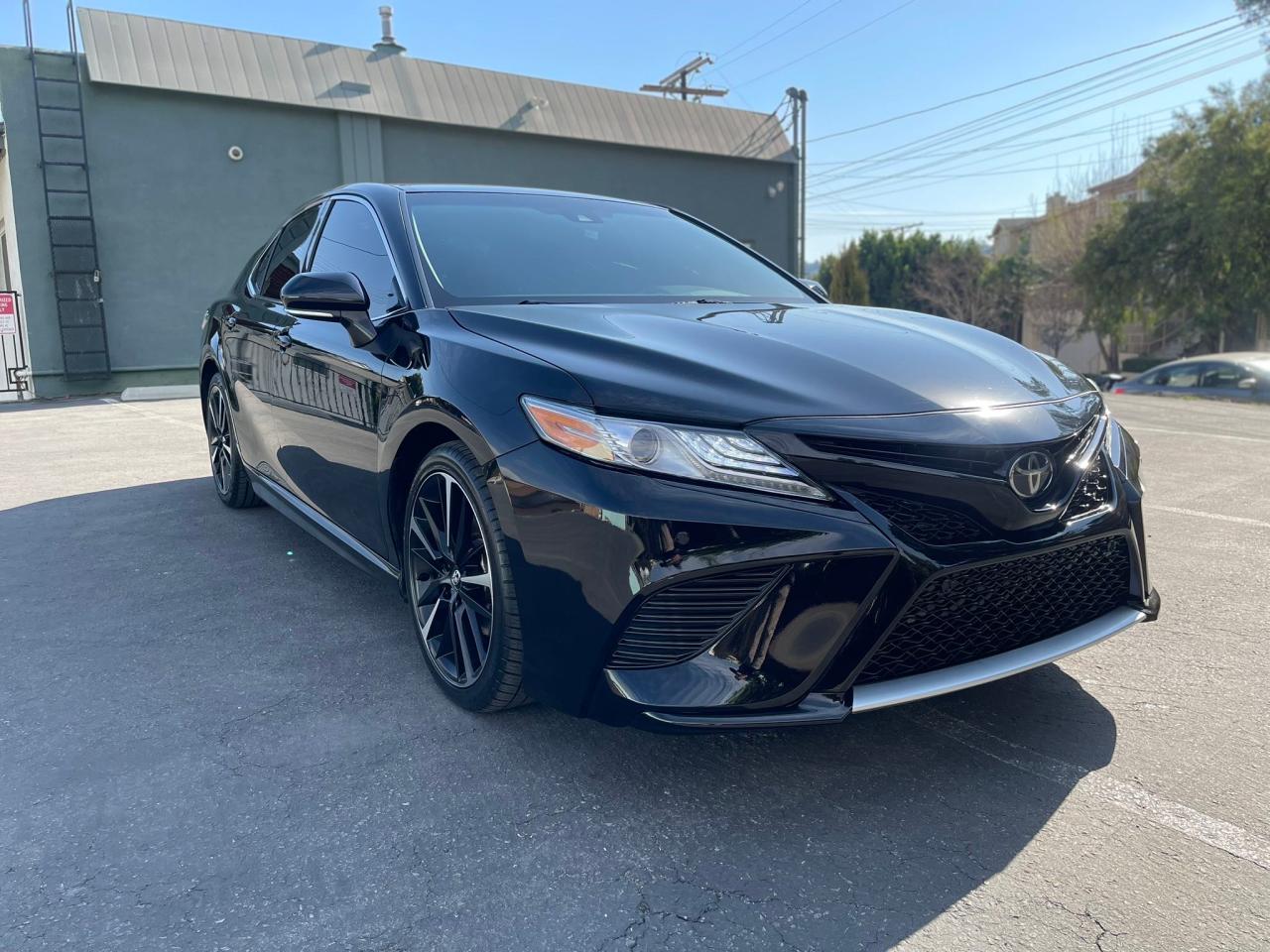 4T1B61HK8JU126647 TOYOTA CAMRY 2018