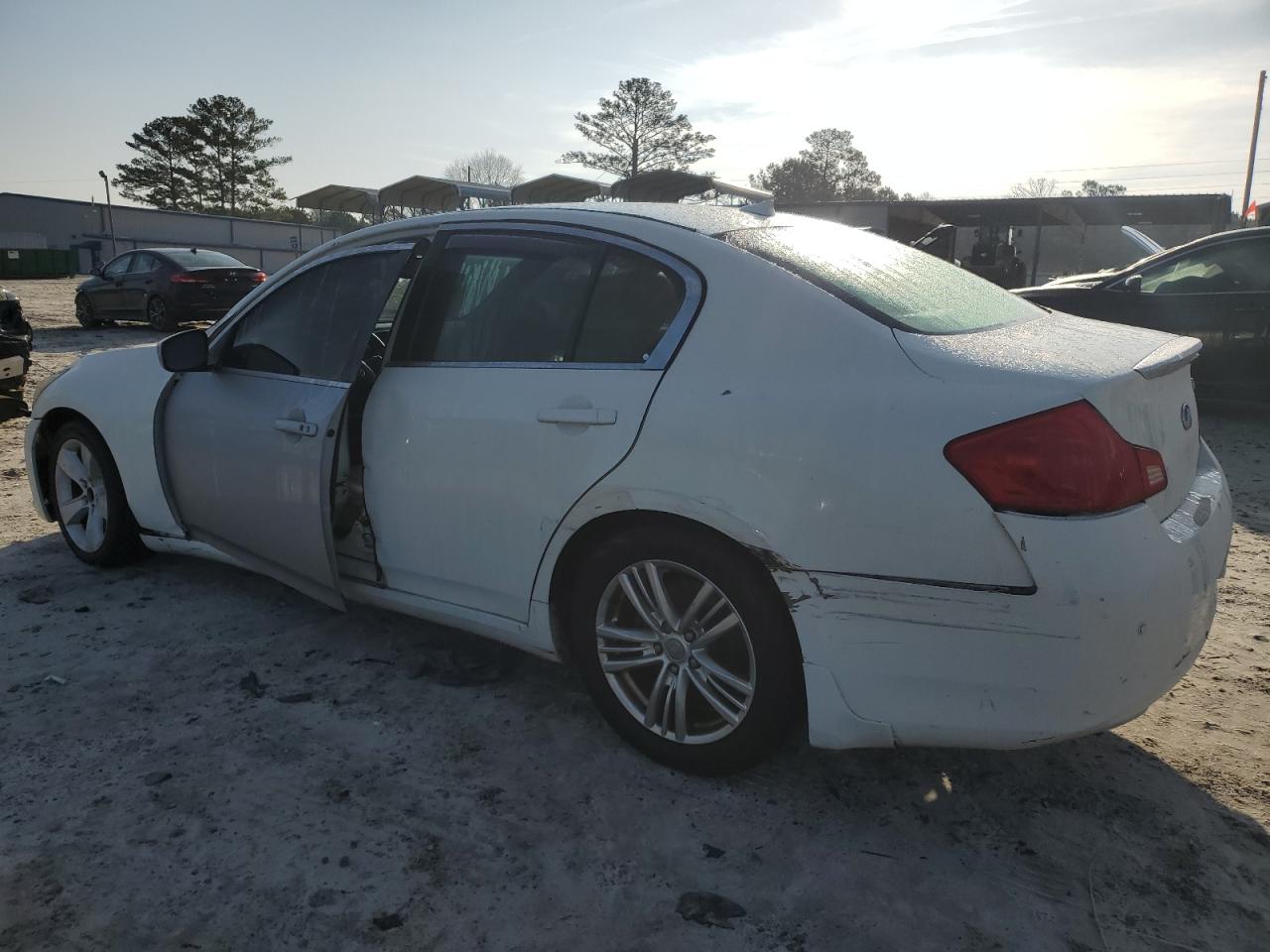 2009 Infiniti G - Image 2