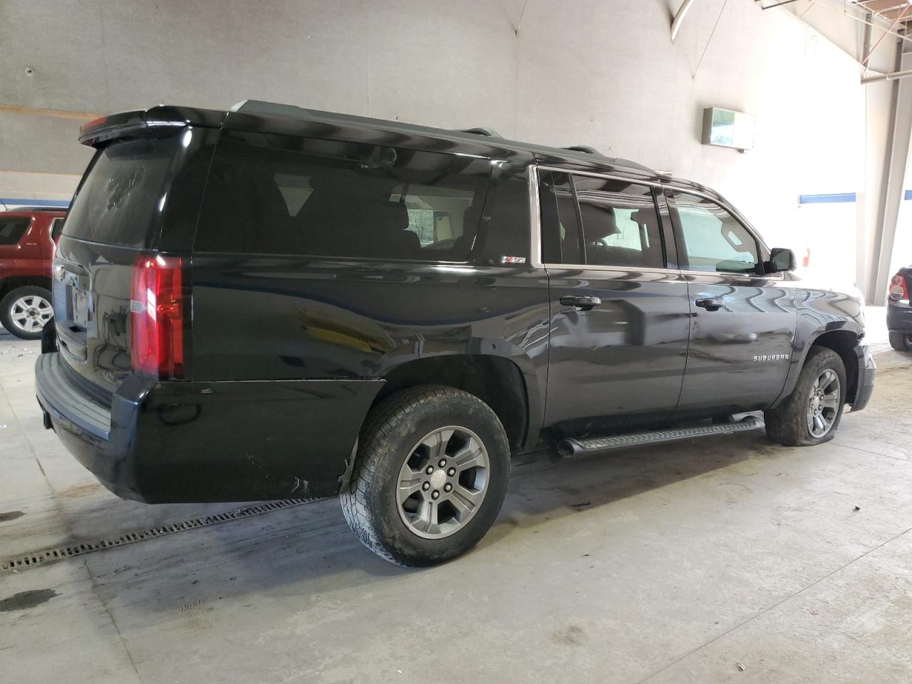 2017 Chevrolet Suburban - Image 3