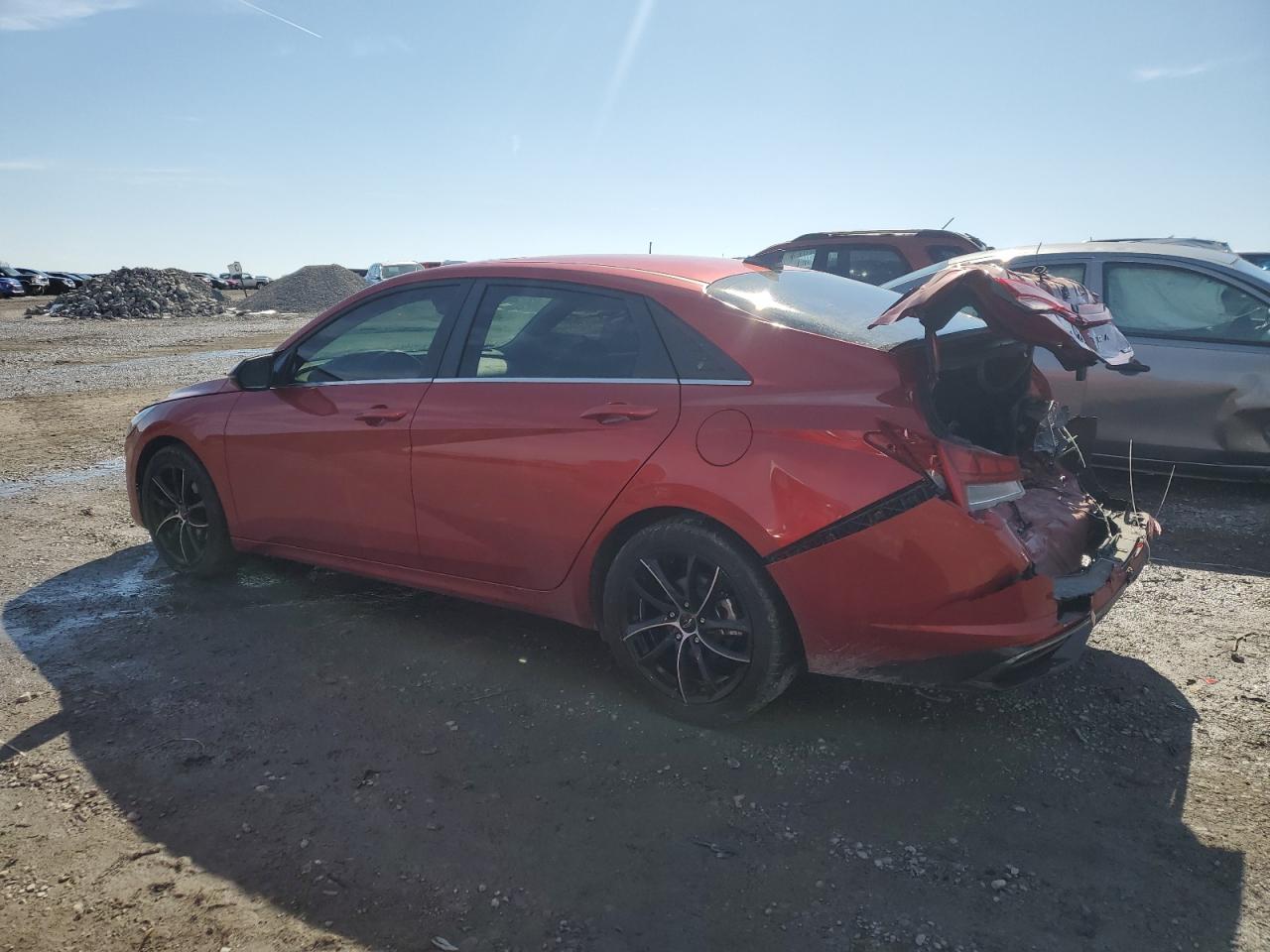2021 Hyundai Elantra - Image 2