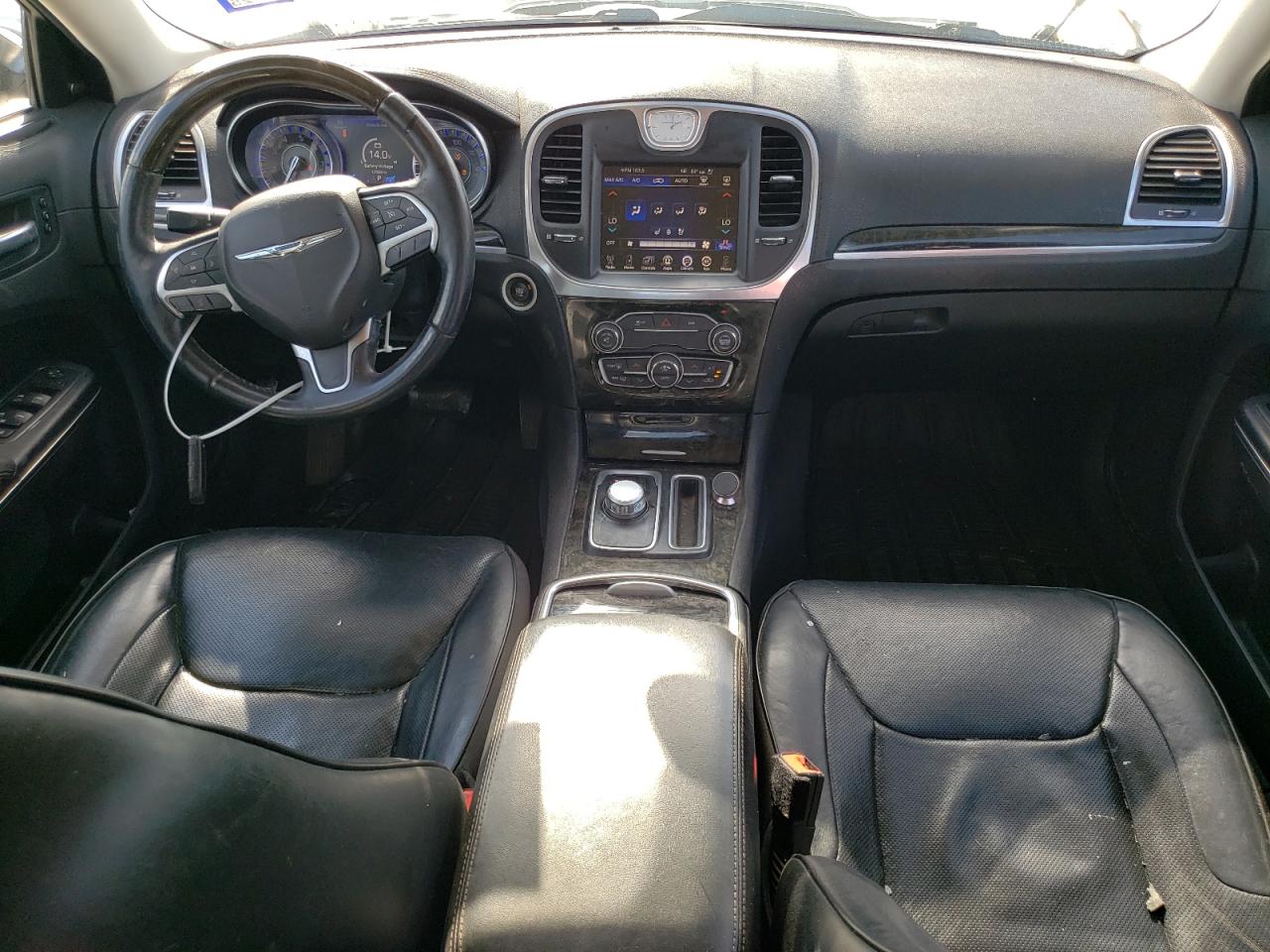 2016 Chrysler 300 - Image 8