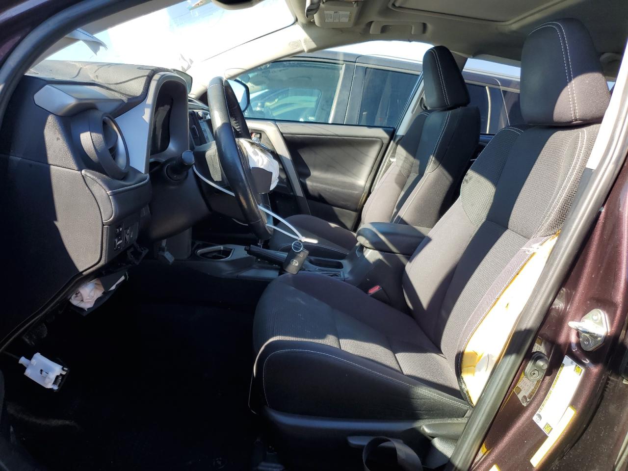 2018 Toyota RAV 4 - Image 7