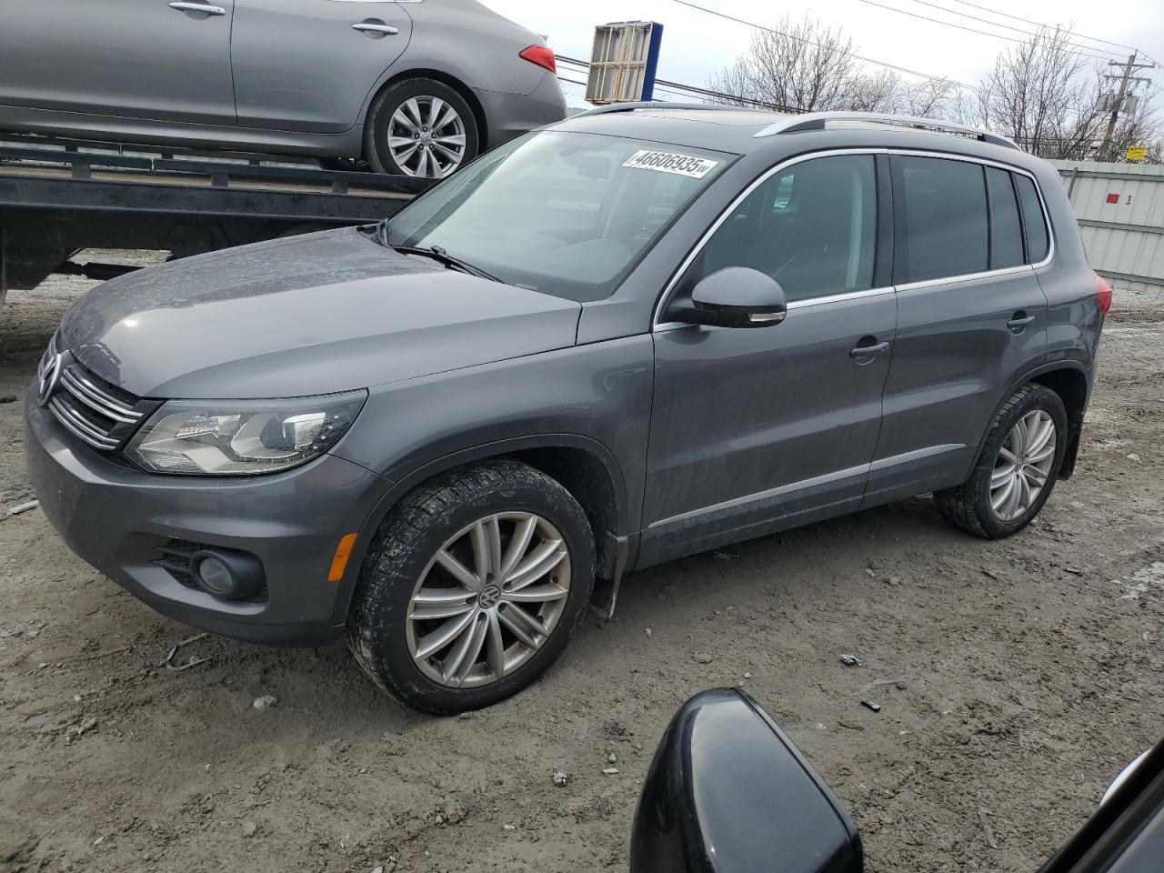 2016 Volkswagen Tiguan - Image 1