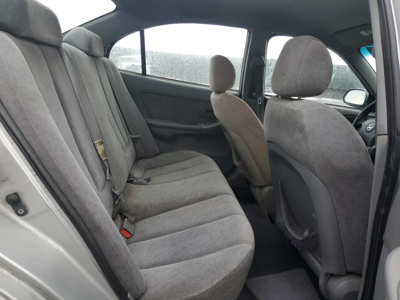 2006 Hyundai Elantra - Image 10