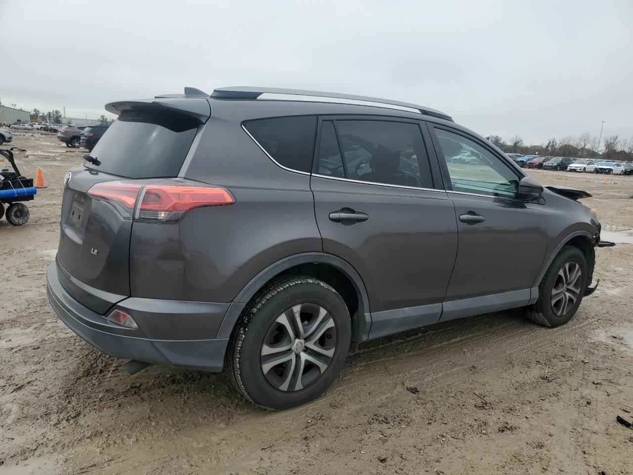 2017 Toyota RAV 4 - Image 3