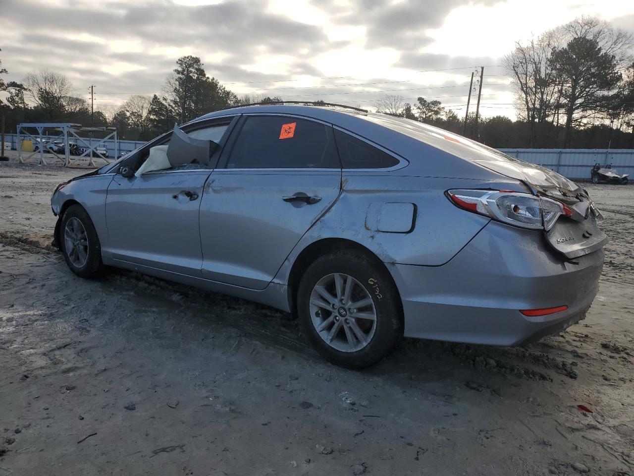 2015 Hyundai Sonata - Image 2
