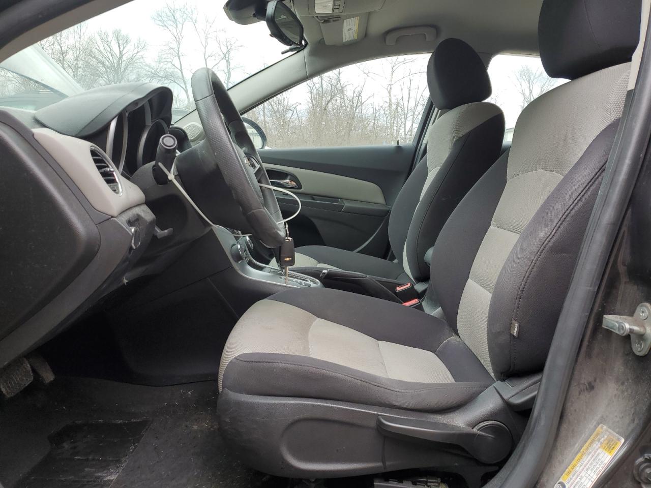 2014 Chevrolet Cruze - Image 7