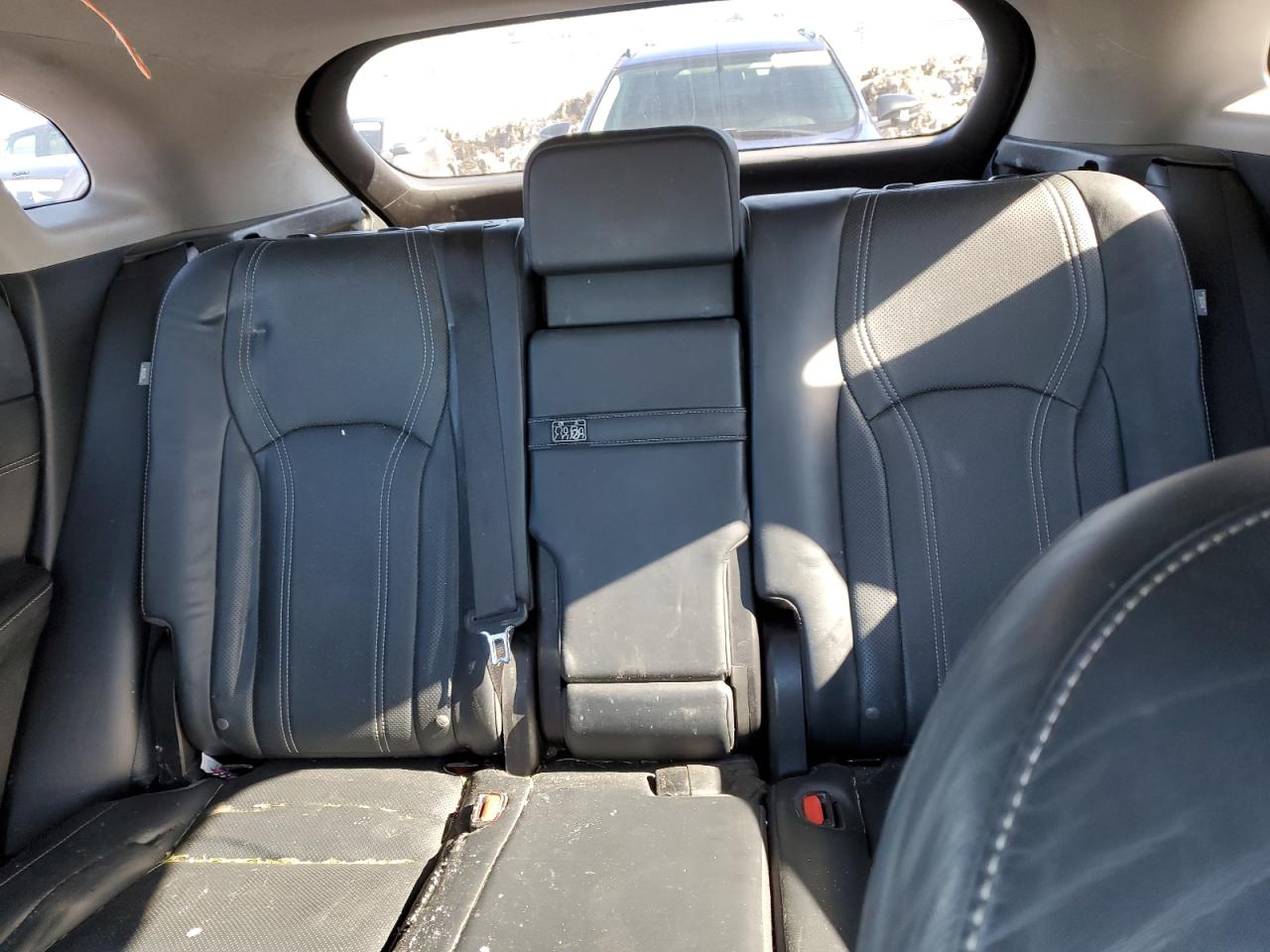 2017 Lexus RX - Image 10