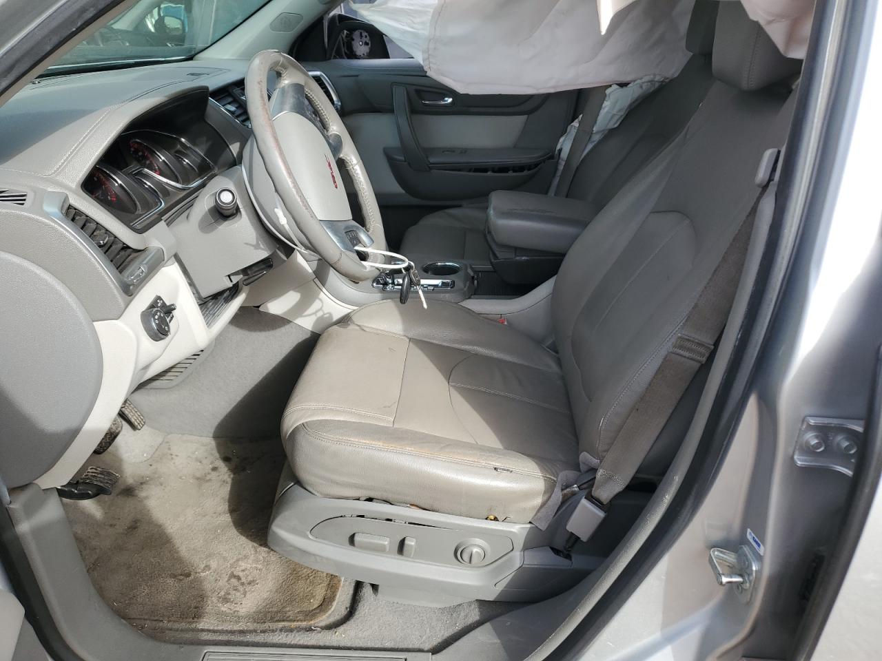 2016 GMC Acadia - Image 7