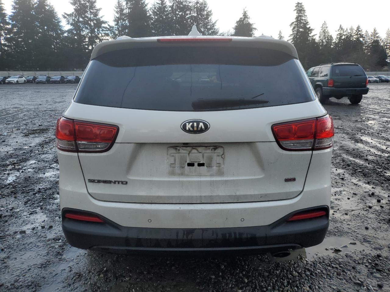 2016 Kia Sorento - Image 6