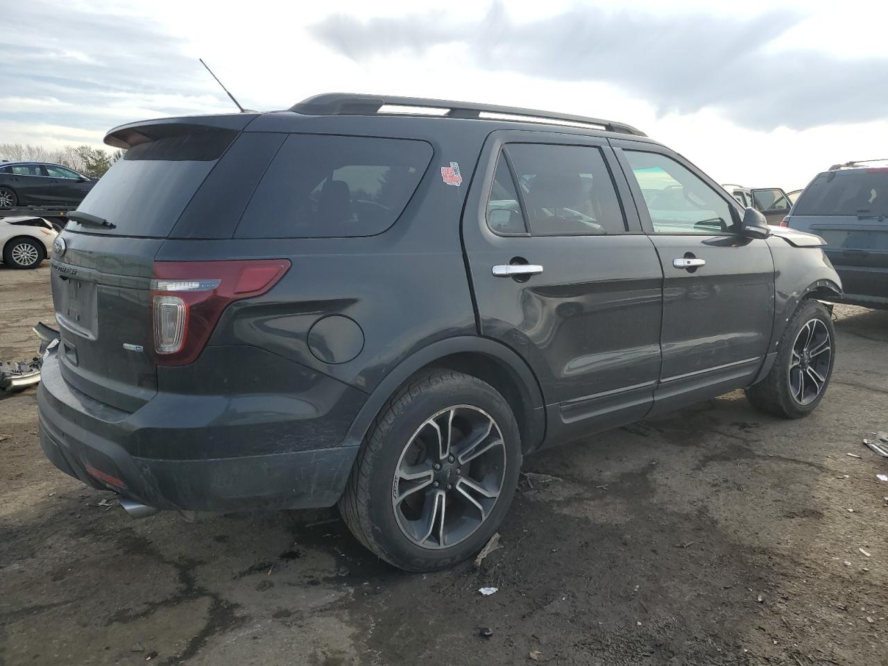 2014 Ford Explorer - Image 3