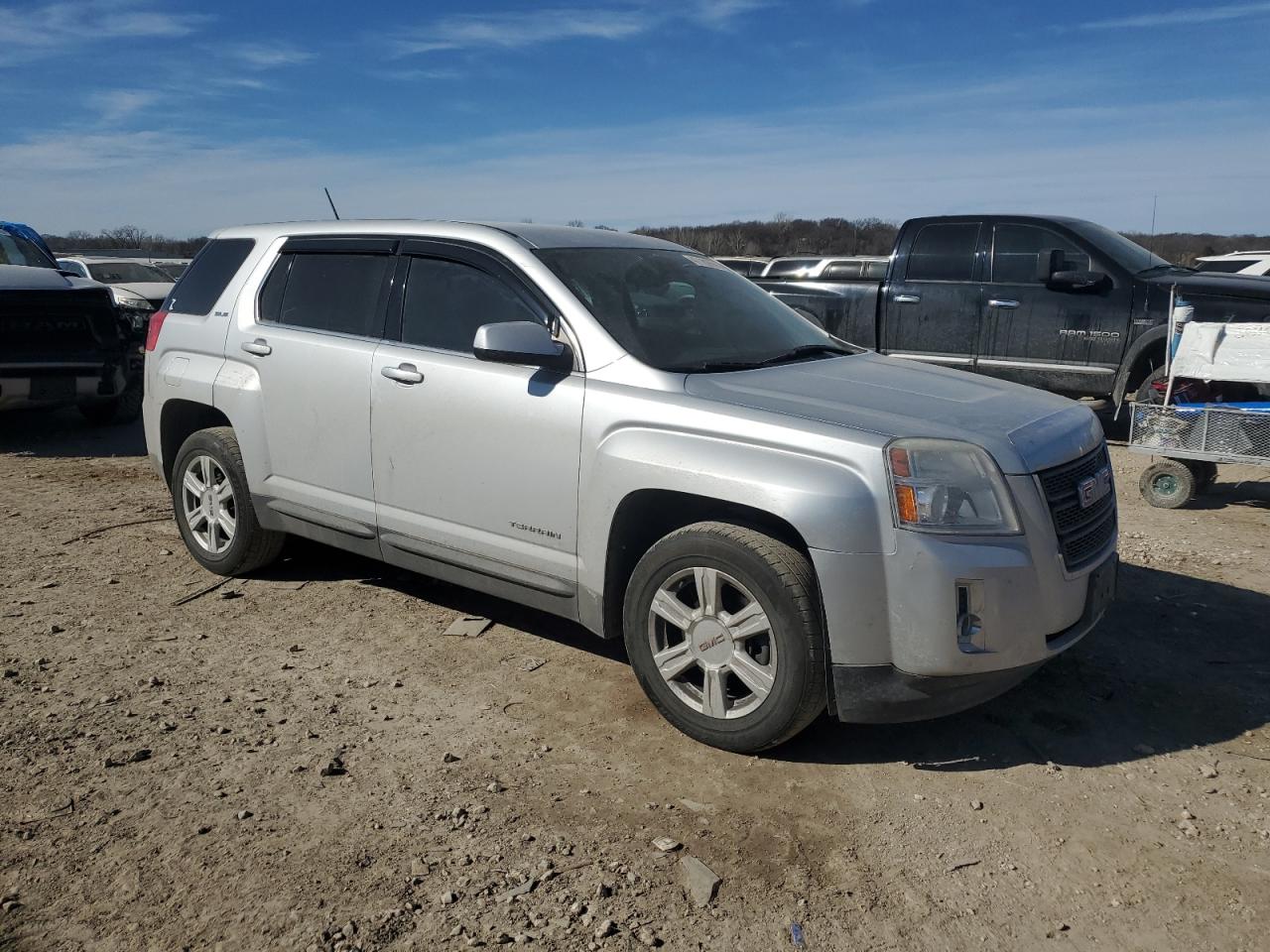 2015 GMC Terrain - Image 4