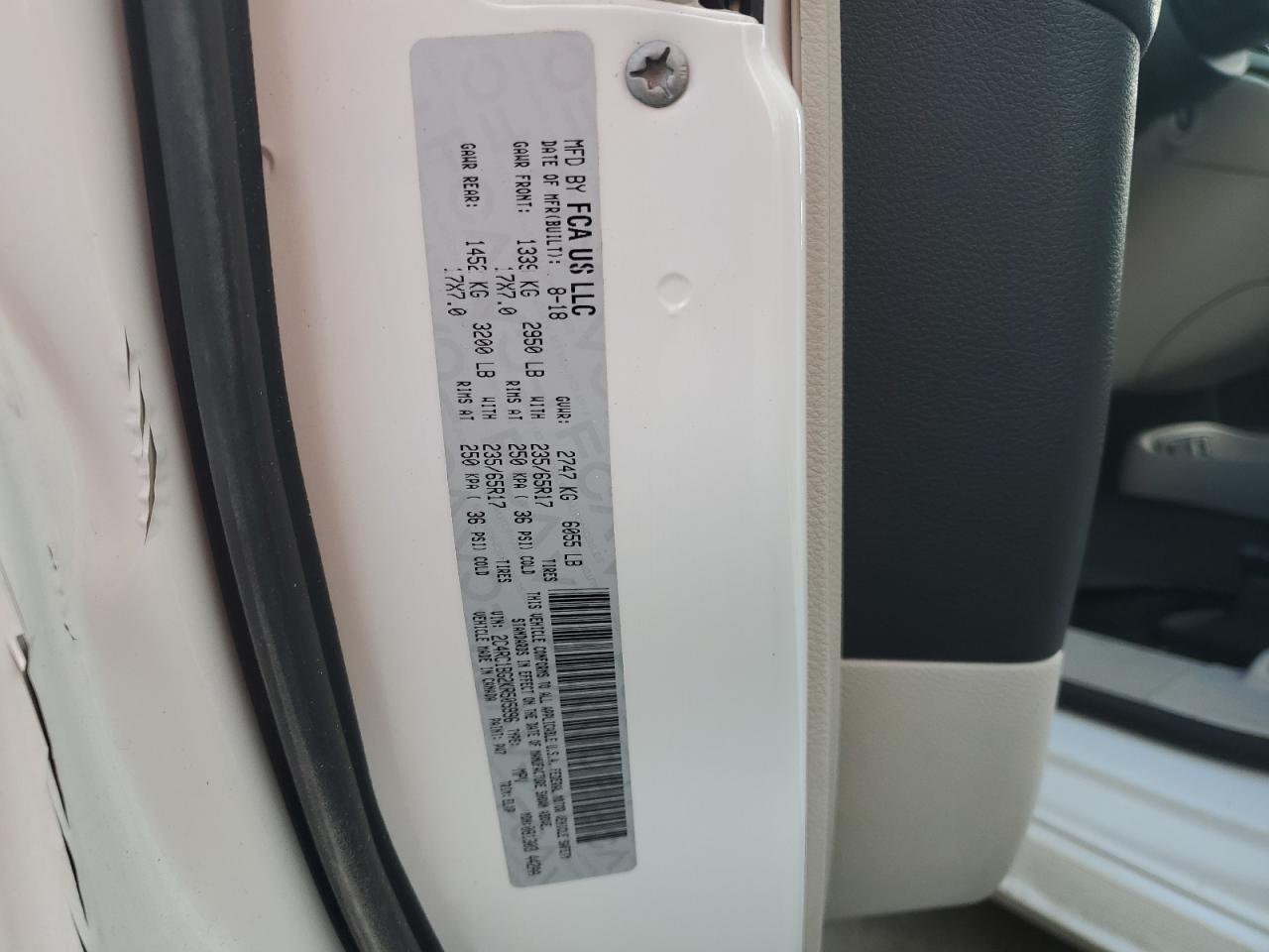 2019 Chrysler Pacifica - Image 13
