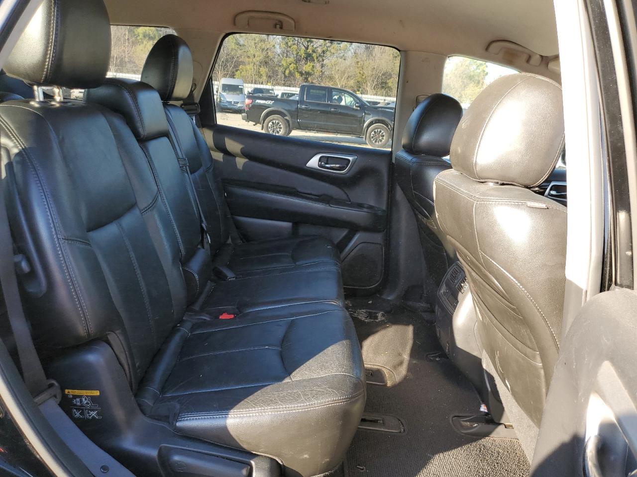 2013 Nissan Pathfinder - Image 11