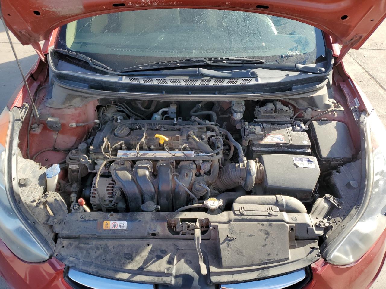 2013 Hyundai Elantra - Image 11