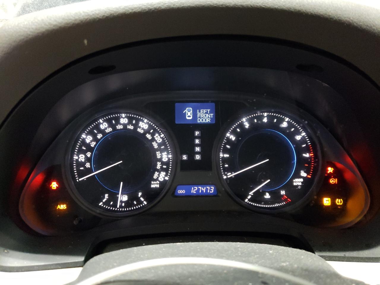 2010 Lexus IS - Image 9