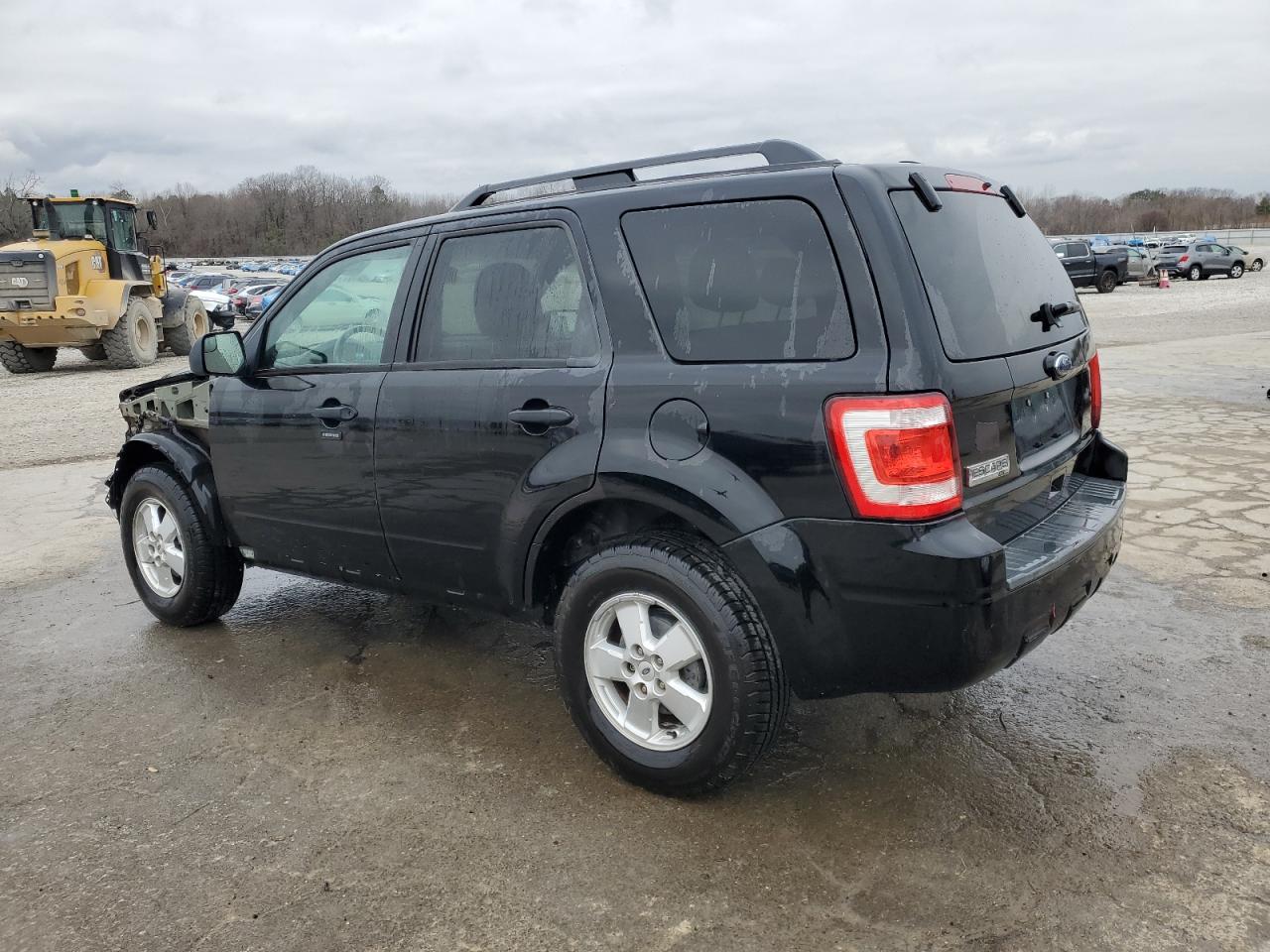 2010 Ford Escape - Image 2