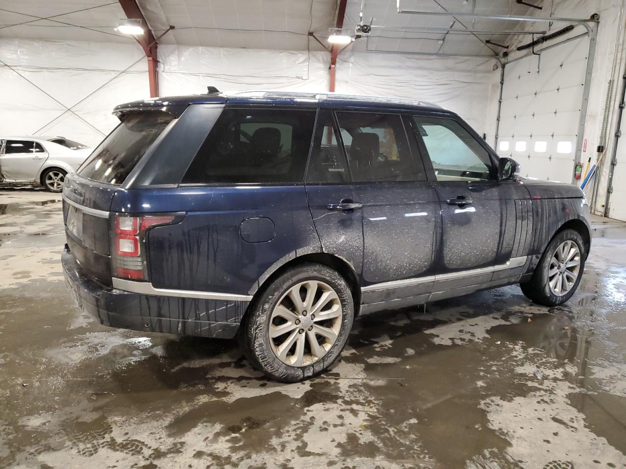 2015 Land Rover Range Rover - Image 3