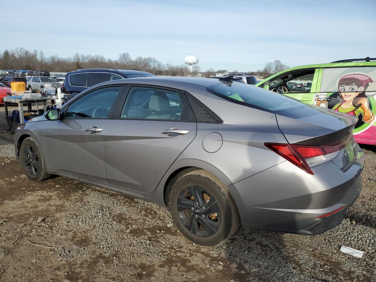 2023 Hyundai Elantra - Image 2
