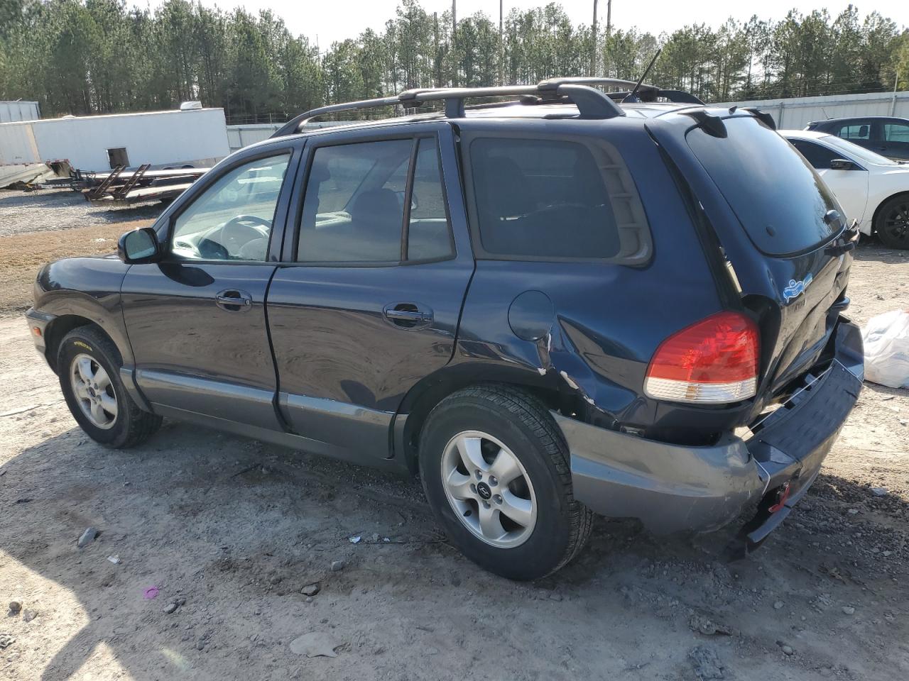 2005 Hyundai Santa Fe - Image 2