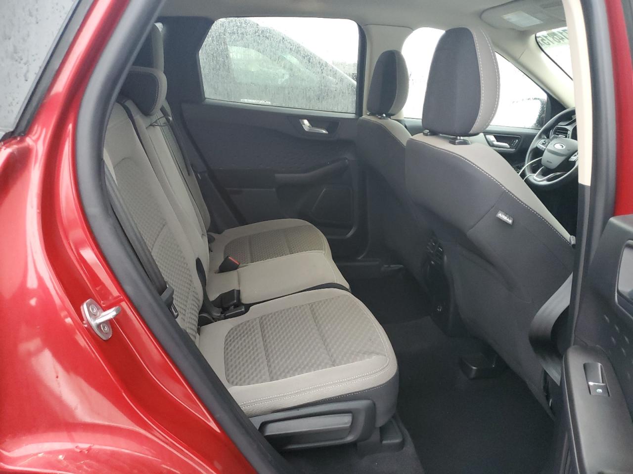 2020 Ford Escape - Image 11