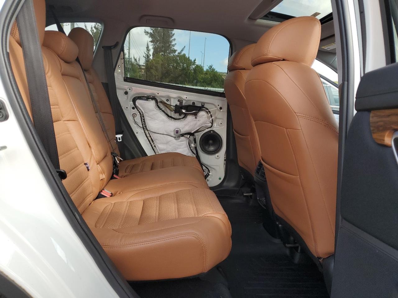 2018 Honda CR-V - Image 11