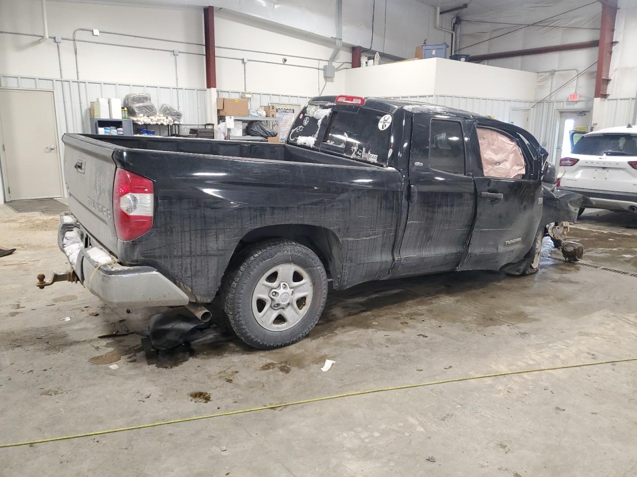 2015 Toyota Tundra - Image 3