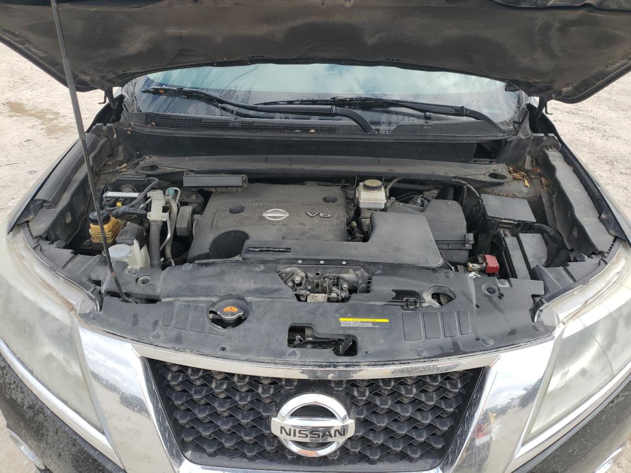 2014 Nissan Pathfinder - Image 12