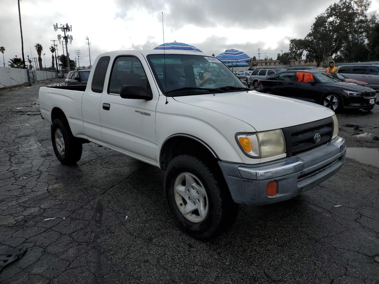 2000 Toyota Tacoma - Image 4