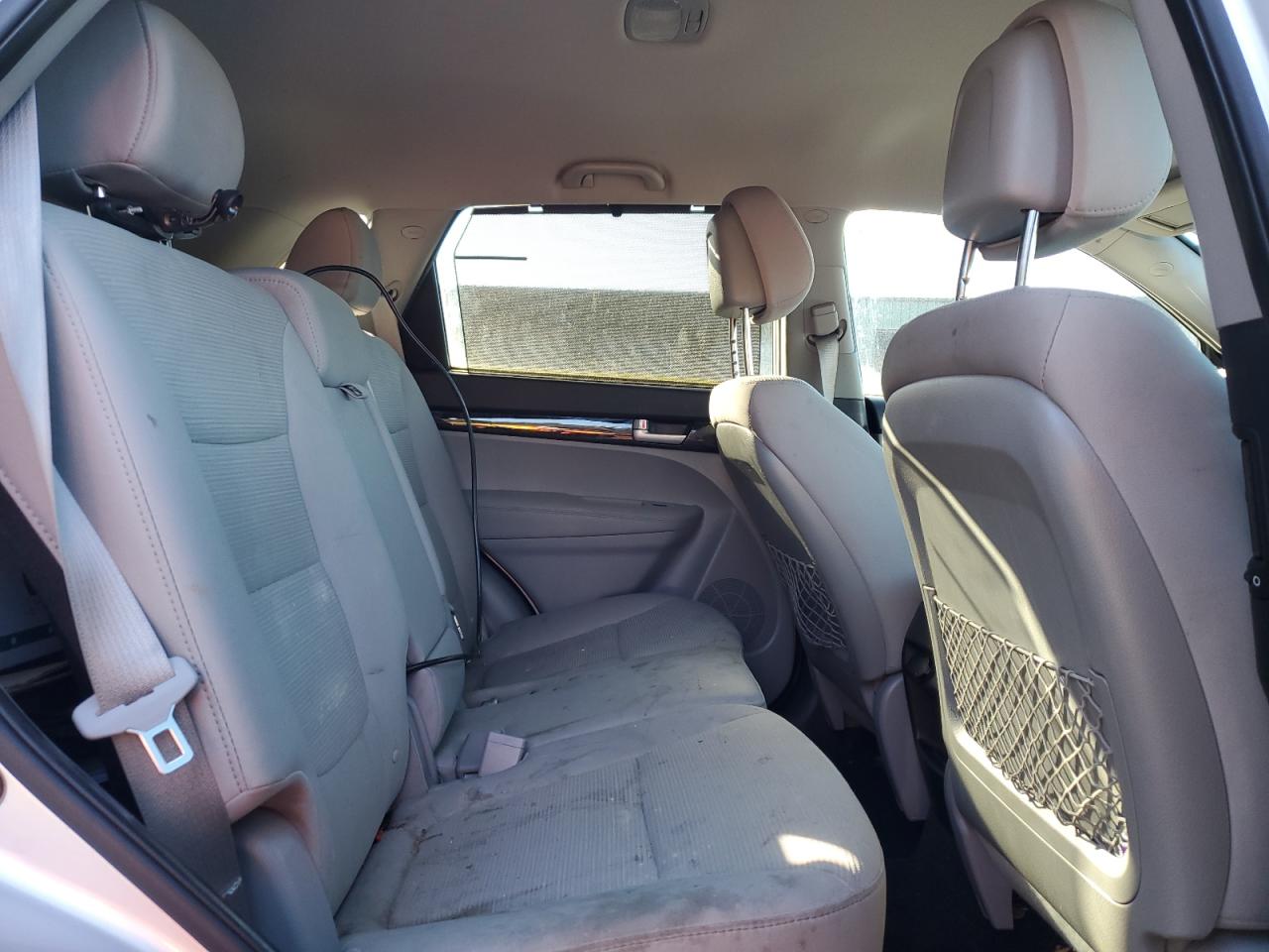 2015 Kia Sorento - Image 12
