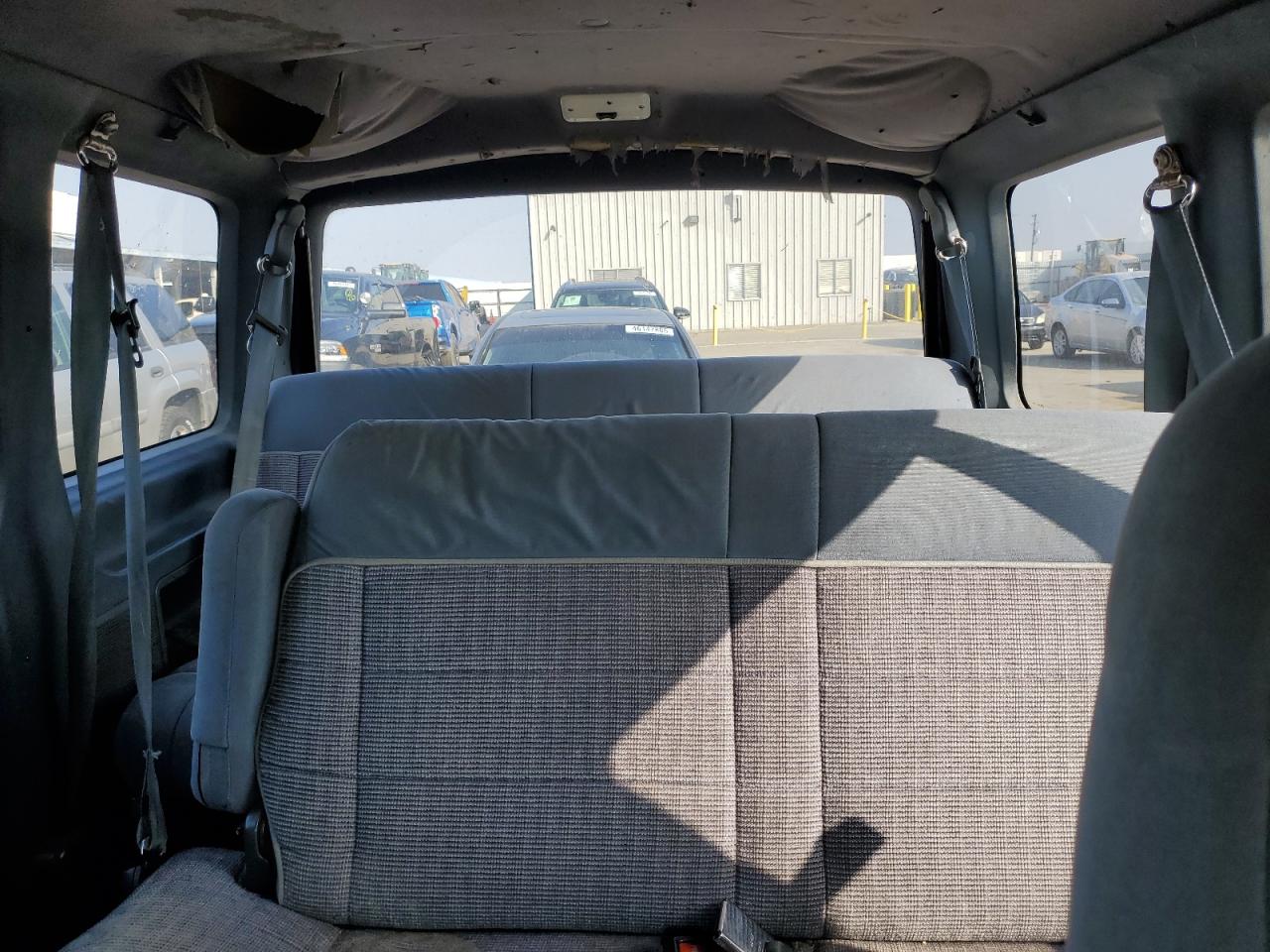 1995 Ford Aerostar - Image 10