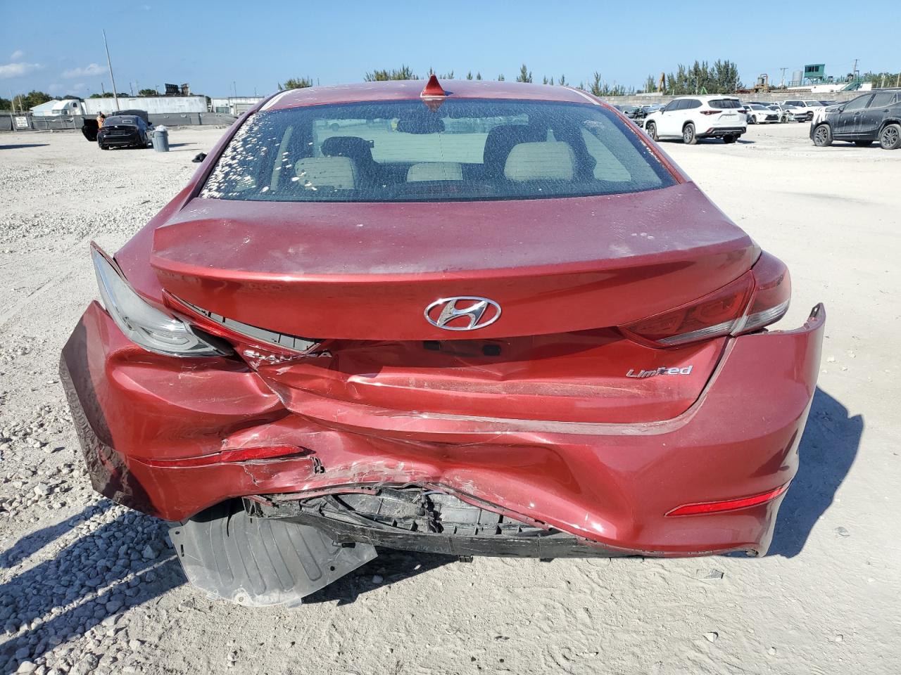 2017 Hyundai Elantra - Image 6