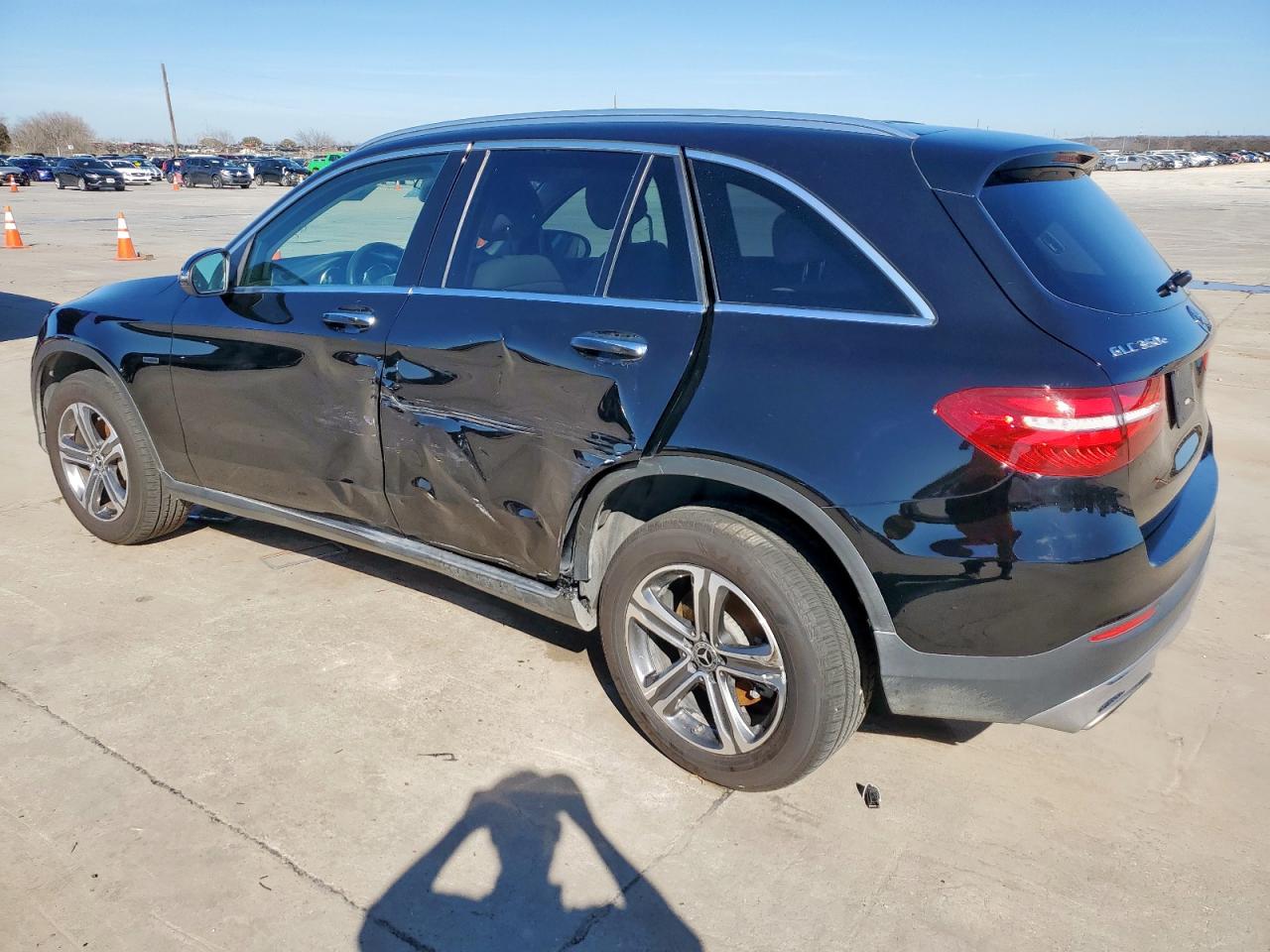 2019 Mercedes-Benz GLC - Image 2