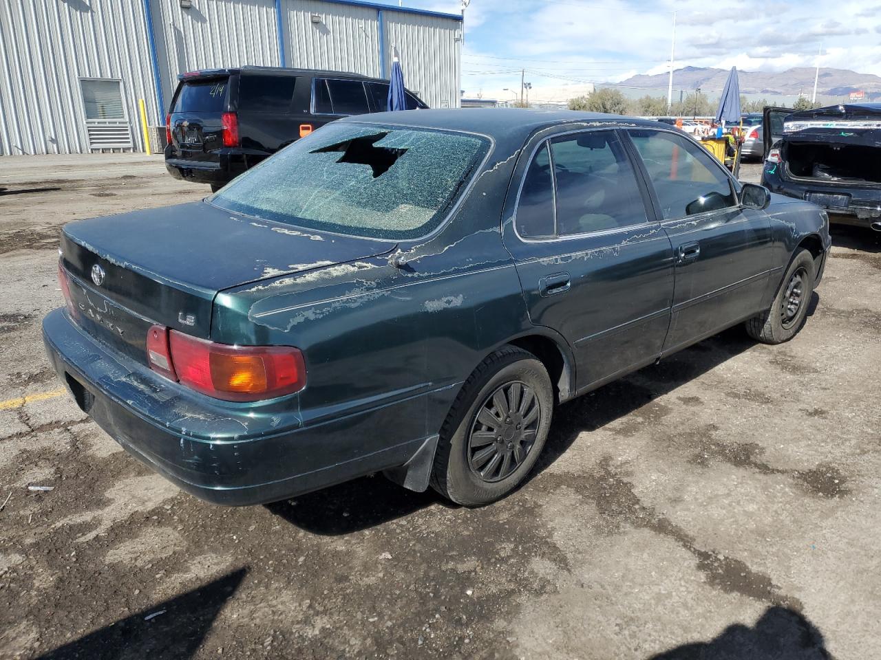 1996 Toyota Camry - Image 3
