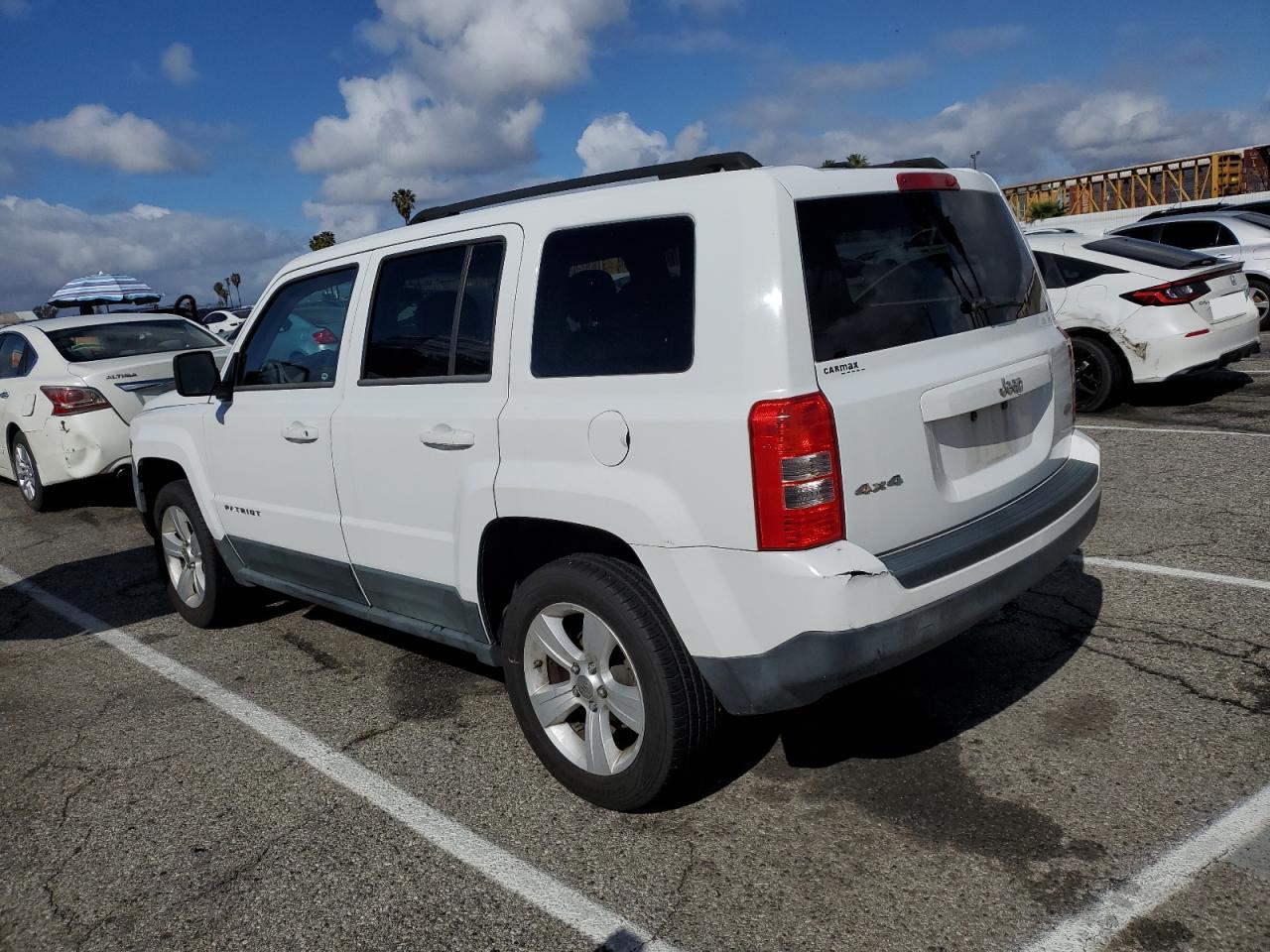 2011 Jeep Liberty (Patriot) - Image 2