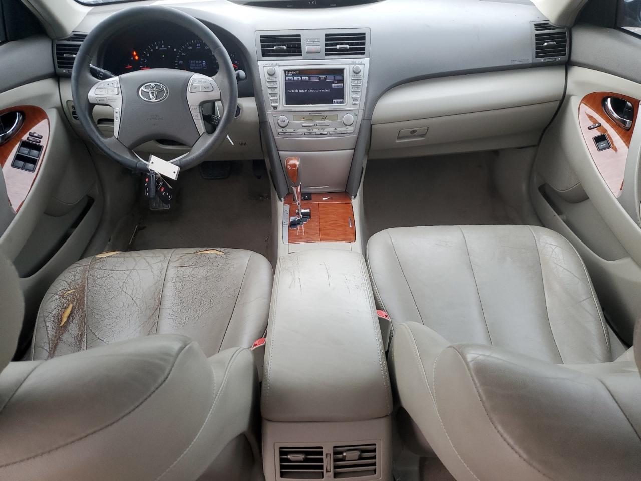 2011 Toyota Camry - Image 8
