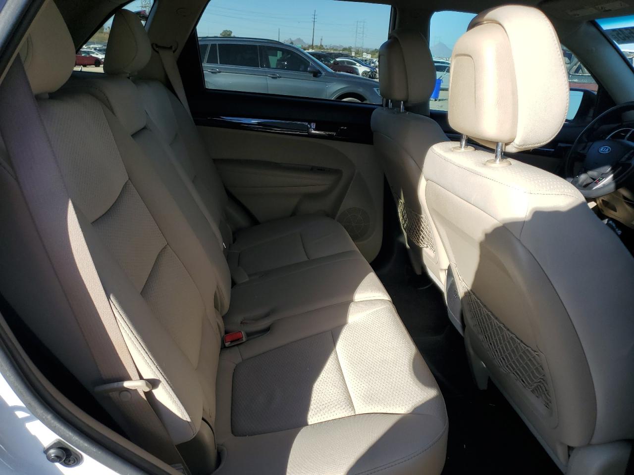 2012 Kia Sorento - Image 11