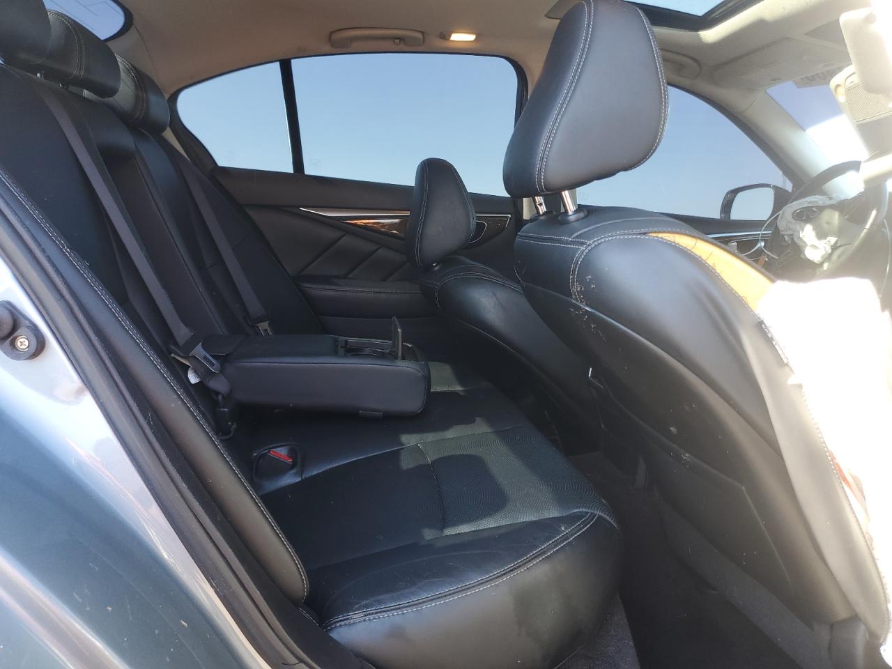 2014 Infiniti Q50 - Image 10