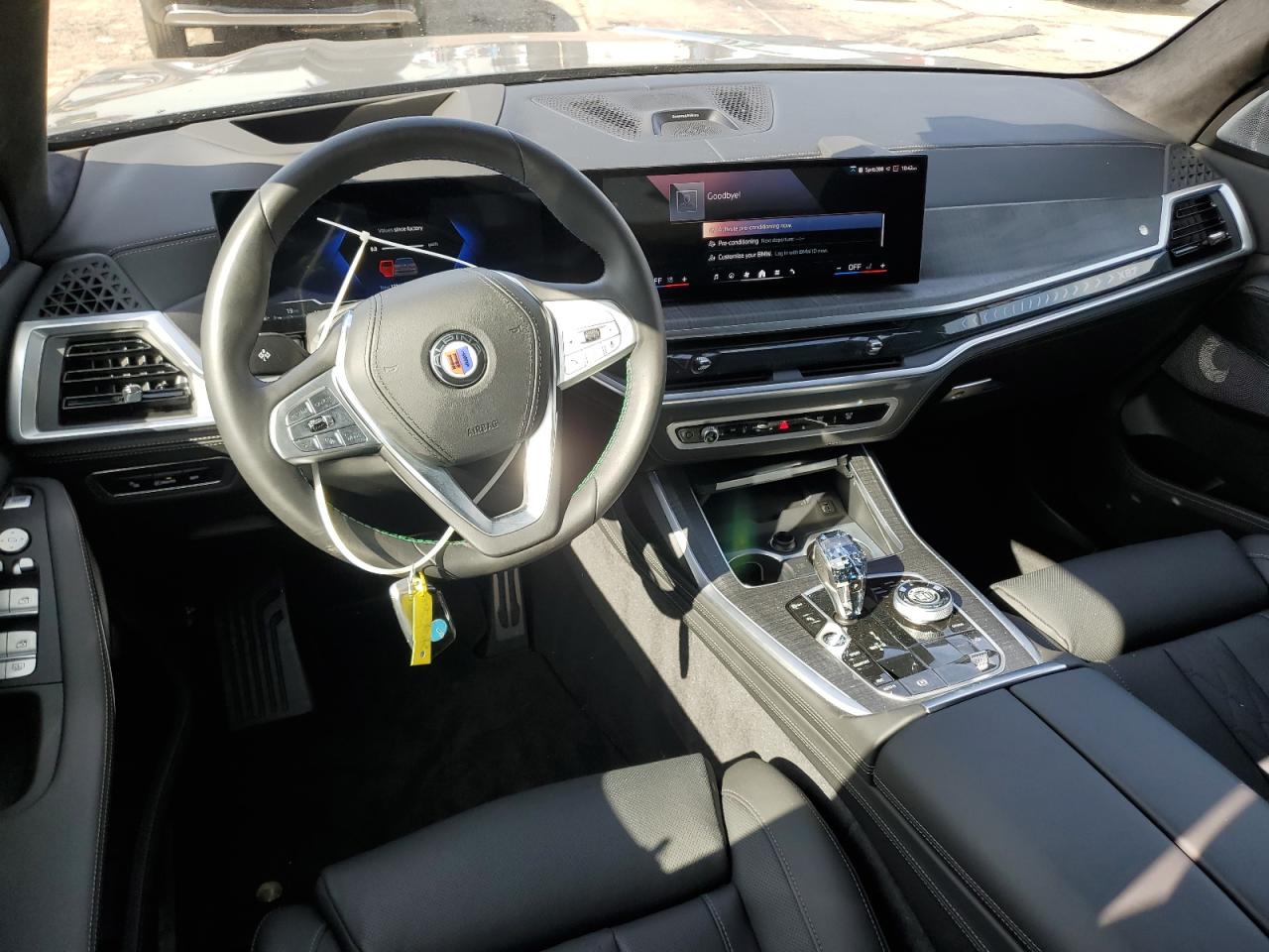 2024 BMW X7 - Image 8