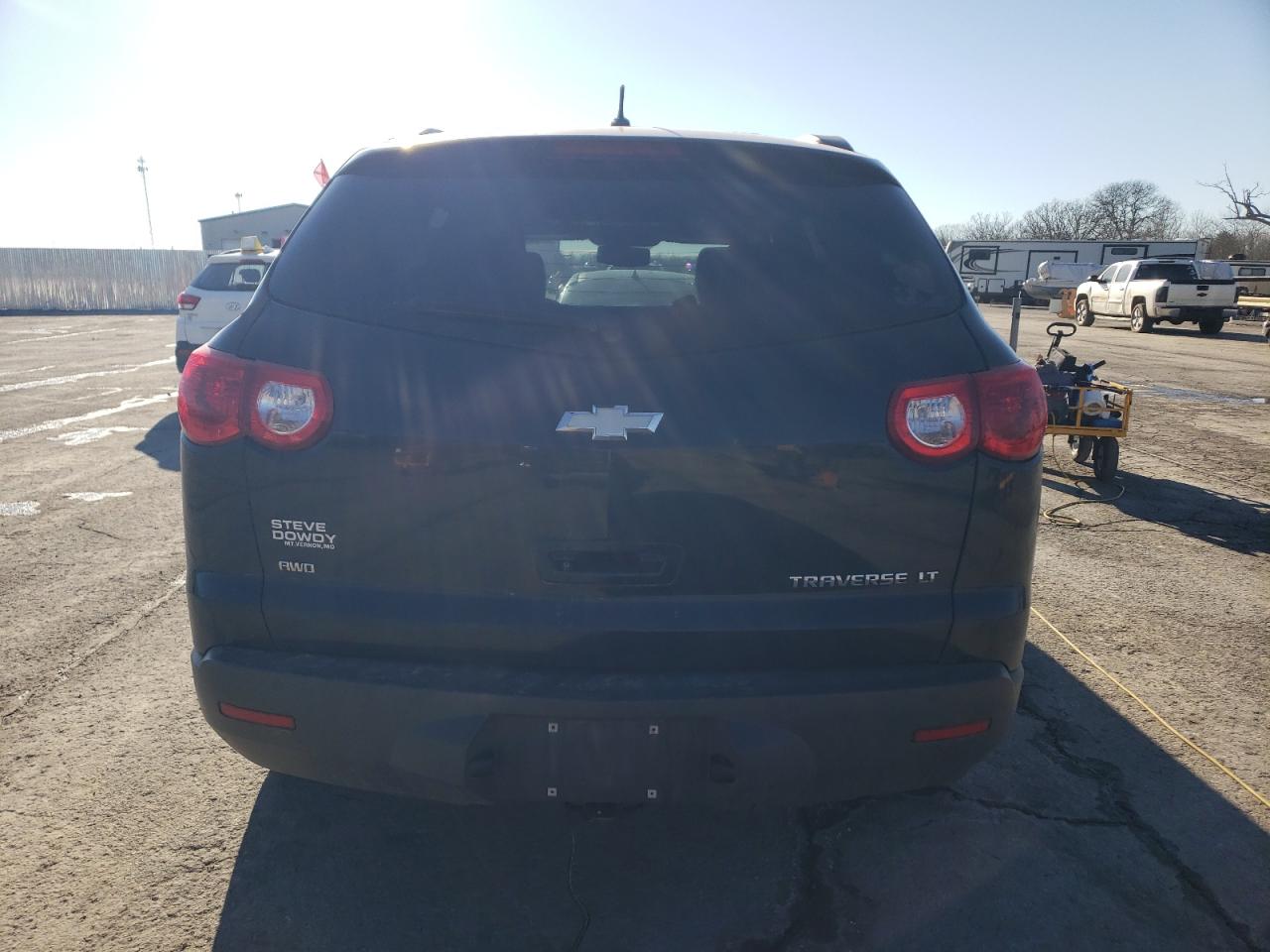 2012 Chevrolet Traverse - Image 6