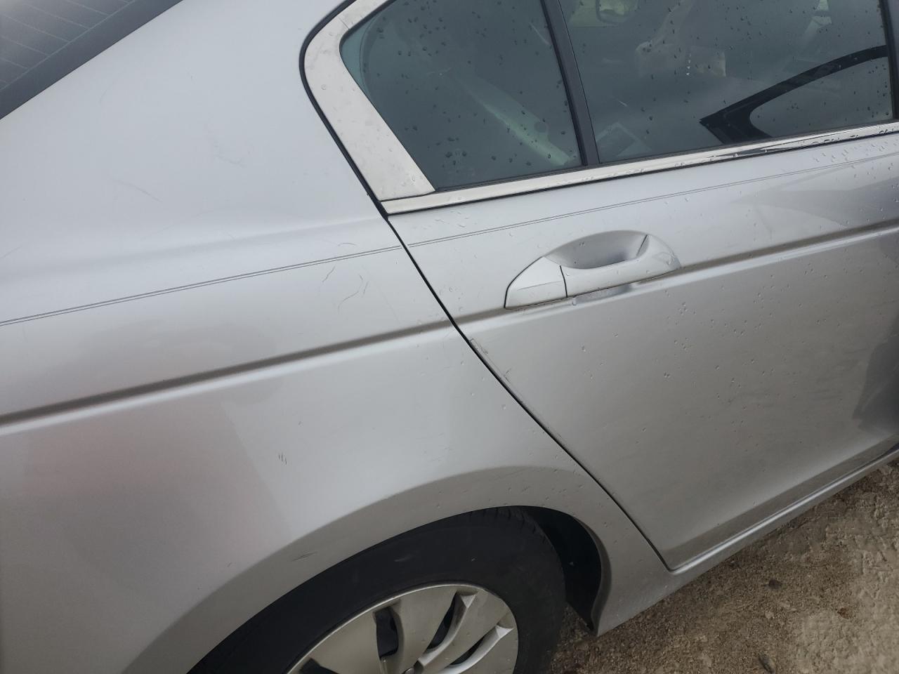 2009 Honda Accord - Image 11