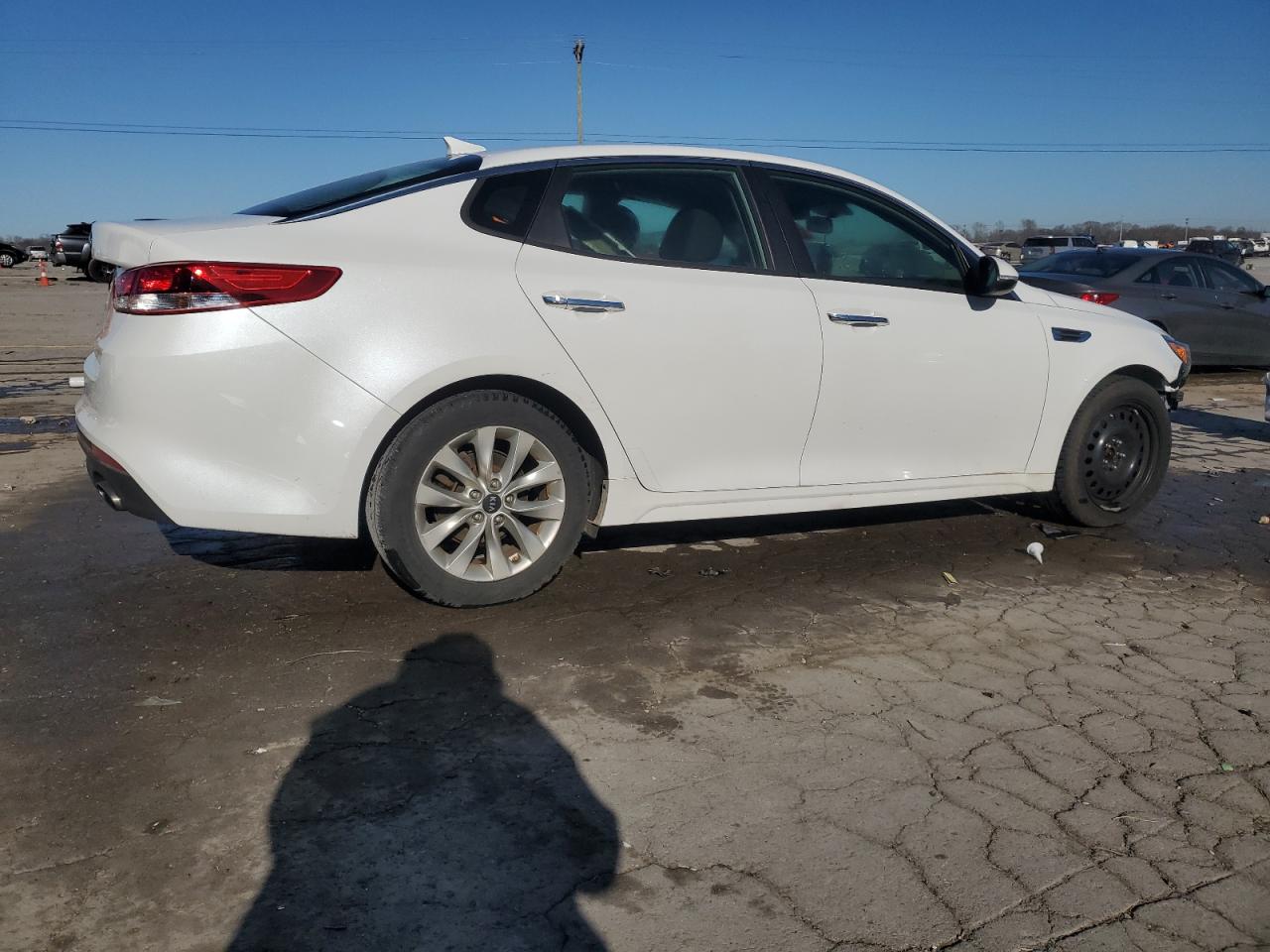 2017 Kia Optima - Image 3