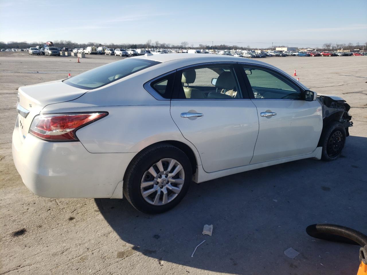 2014 Nissan Altima - Image 3