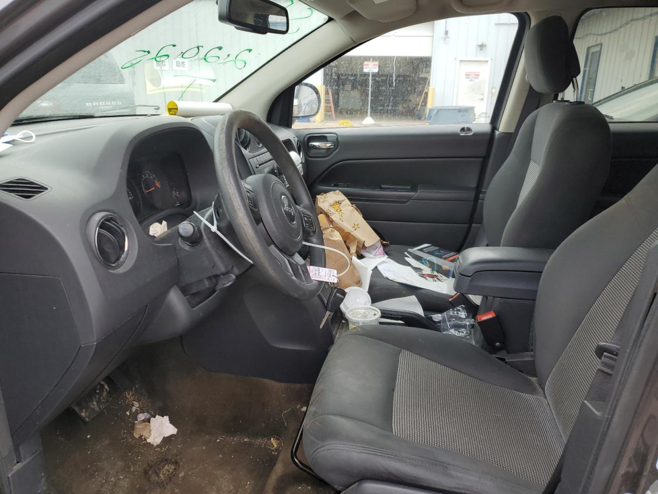 2016 Jeep Compass - Image 7