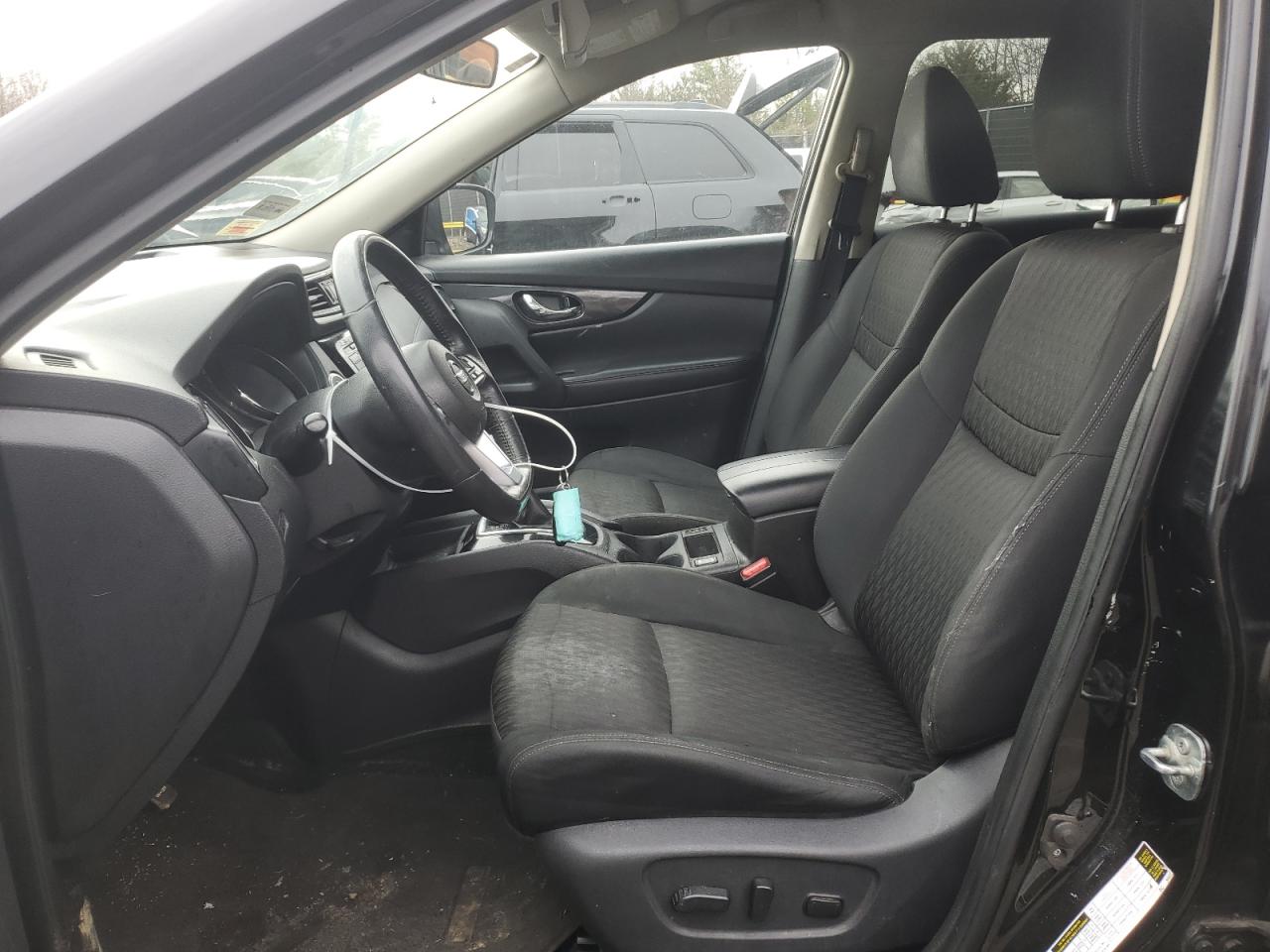 2018 Nissan Rogue - Image 7